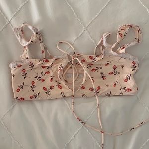 Frankie’s Bikinis Floral Rosebud Mackenzie Top M